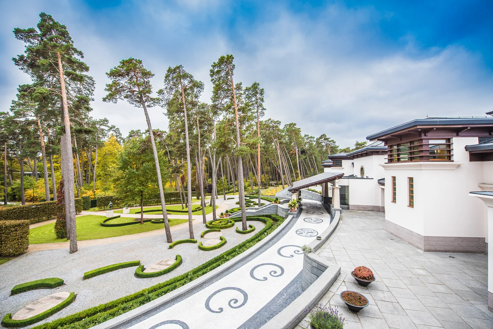 Exterior photography by Andrejs Zavadskis - Photo 7